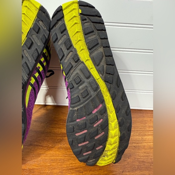Pearl Izumi women’s Project EM purple, black, green trail running shoes Size 7.5 - Picture 8 of 13